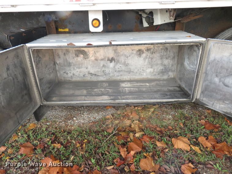 image for item FP9406 2004 Utility Trailer FS2CHA  flatbed trailer