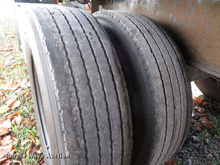 image for item FP9406 2004 Utility Trailer FS2CHA  flatbed trailer