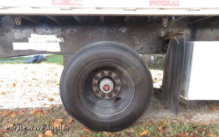 image for item FP9406 2004 Utility Trailer FS2CHA  flatbed trailer