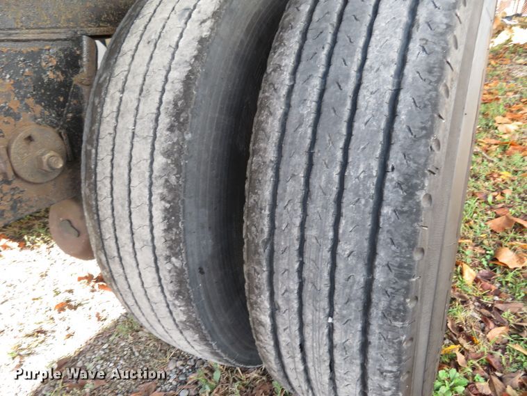 image for item FP9406 2004 Utility Trailer FS2CHA  flatbed trailer