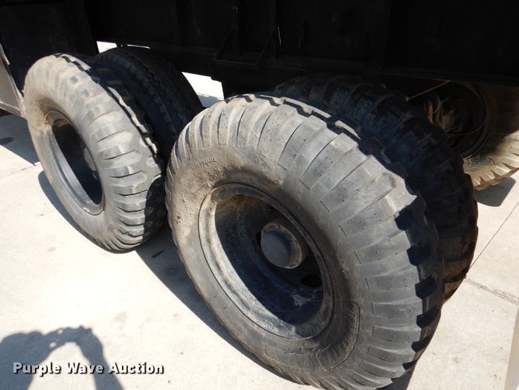 image for item FR9590 1975 KFMS  flatbed trailer