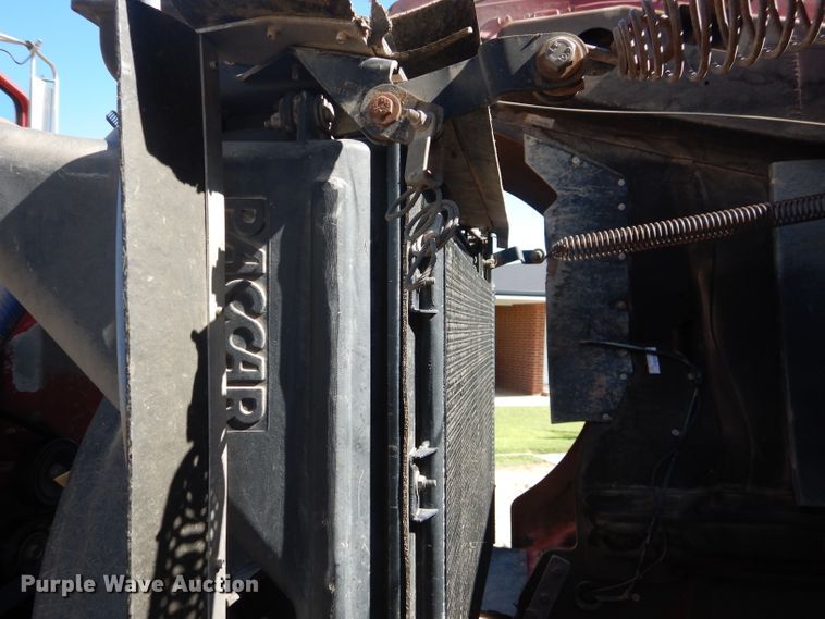 image for item HC9202 2004 Kenworth W900  semi truck