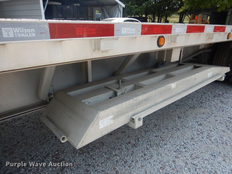 image for item HU9279 2013 Wilson AD 1080  drop deck trailer