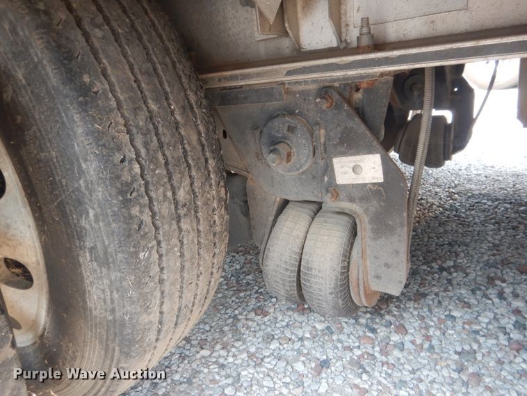 image for item HU9279 2013 Wilson AD 1080  drop deck trailer