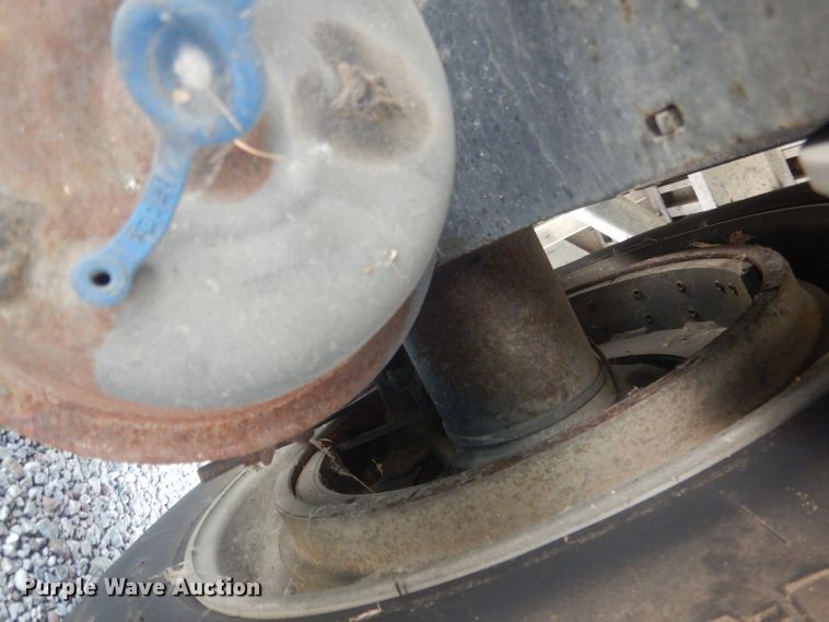 image for item HU9279 2013 Wilson AD 1080  drop deck trailer