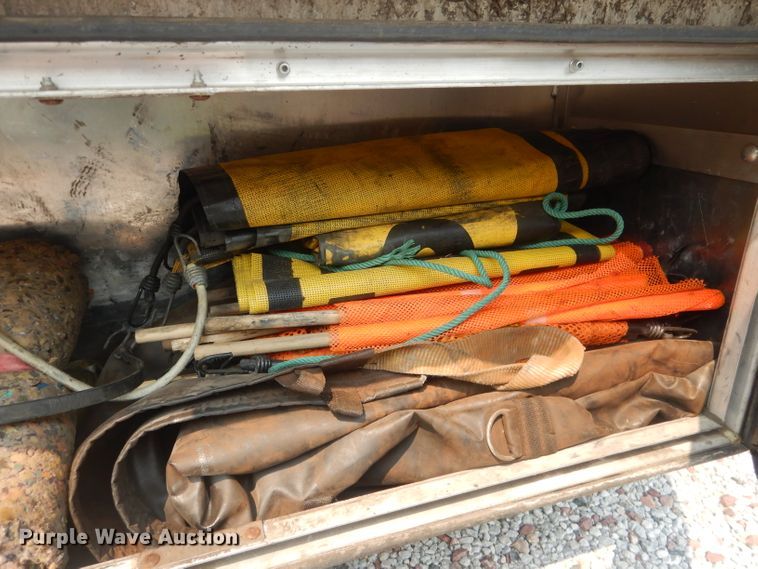 image for item HU9279 2013 Wilson AD 1080  drop deck trailer