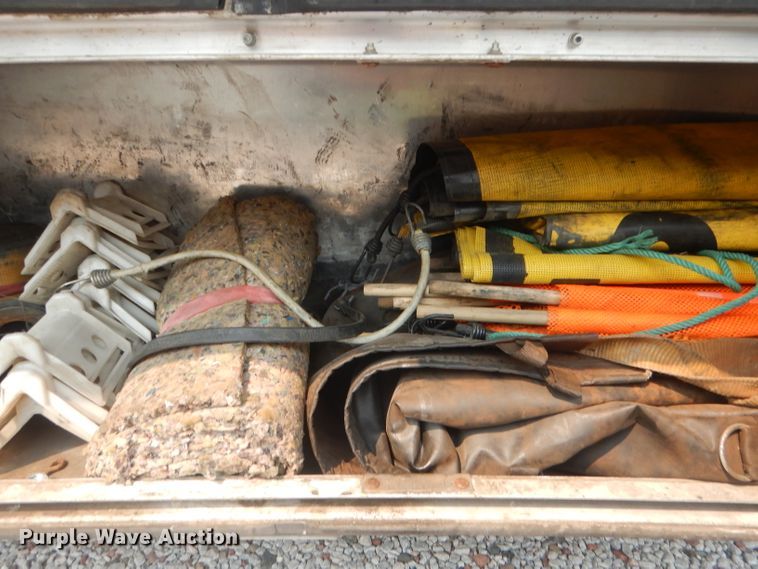 image for item HU9279 2013 Wilson AD 1080  drop deck trailer