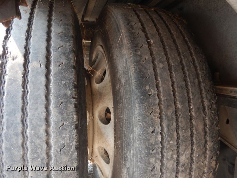 image for item HU9279 2013 Wilson AD 1080  drop deck trailer