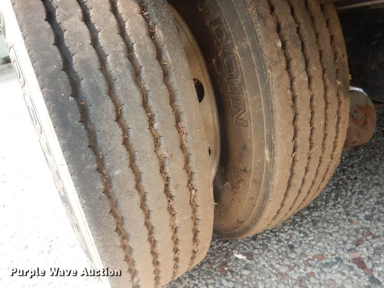 image for item HU9279 2013 Wilson AD 1080  drop deck trailer