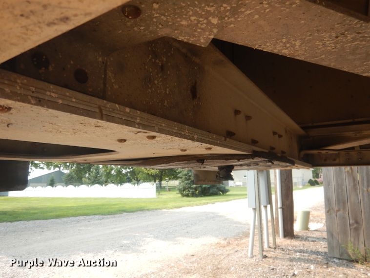 image for item HU9280 2014 Timpte 4328  grain trailer