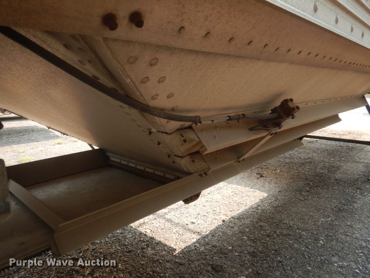 image for item HU9280 2014 Timpte 4328  grain trailer