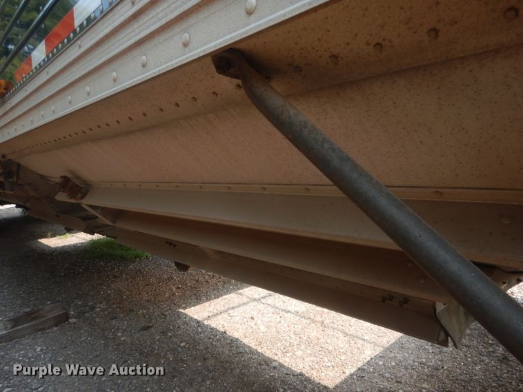 image for item HU9280 2014 Timpte 4328  grain trailer