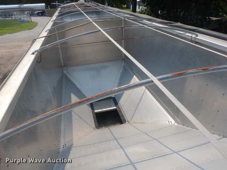 image for item HU9280 2014 Timpte 4328  grain trailer