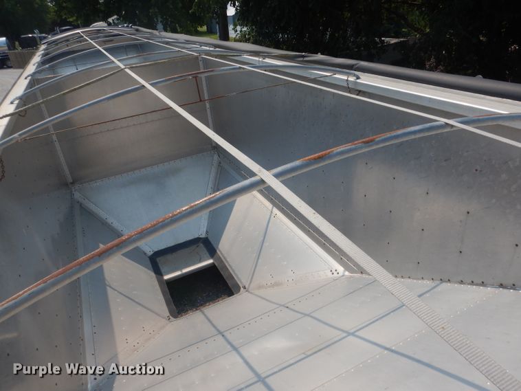 image for item HU9280 2014 Timpte 4328  grain trailer