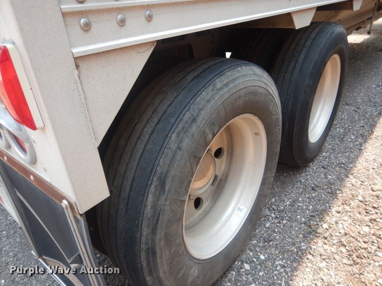 image for item HU9280 2014 Timpte 4328  grain trailer