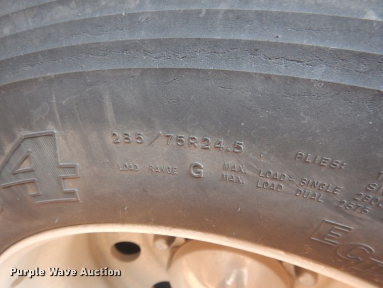 image for item HU9280 2014 Timpte 4328  grain trailer