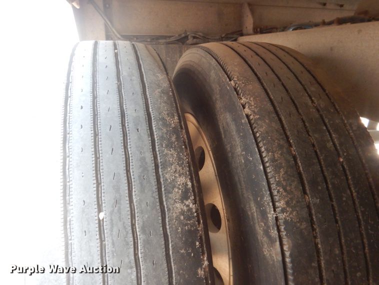 image for item HU9280 2014 Timpte 4328  grain trailer