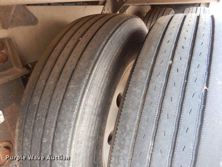 image for item HU9280 2014 Timpte 4328  grain trailer