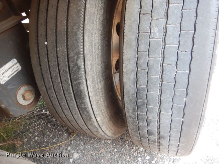 image for item HU9280 2014 Timpte 4328  grain trailer