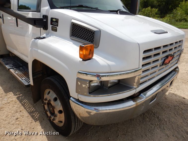 image for item IN9980 2006 Chevrolet C4500  utility / service truck