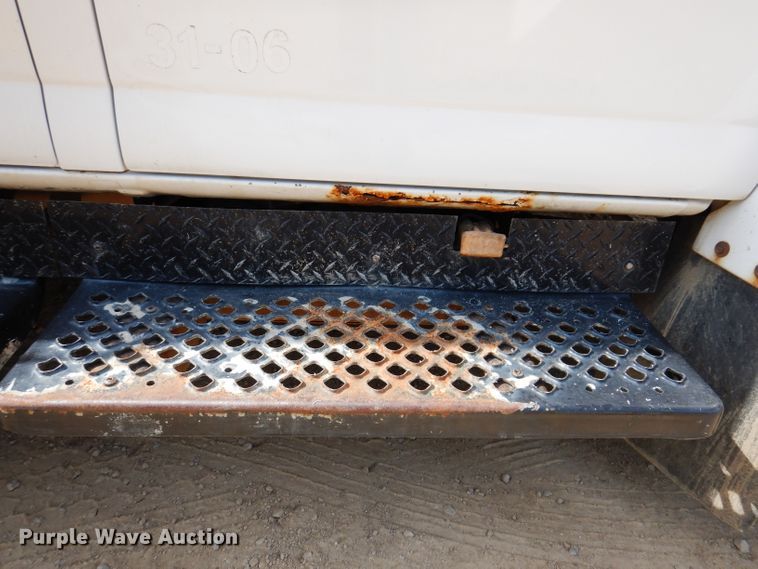 image for item IN9980 2006 Chevrolet C4500  utility / service truck