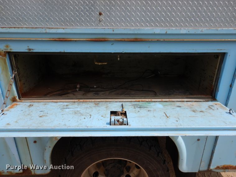 image for item IN9980 2006 Chevrolet C4500  utility / service truck