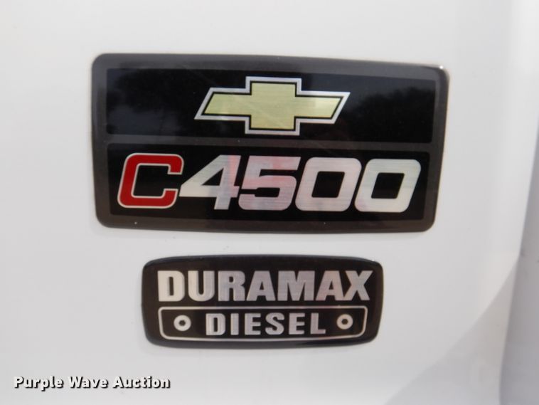 image for item IN9980 2006 Chevrolet C4500  utility / service truck