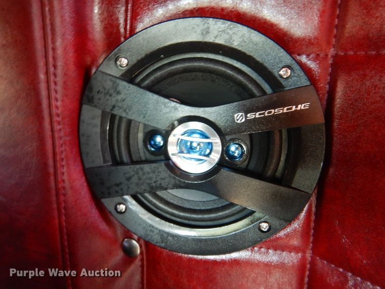 image for item IR9104 1987 Peterbilt 359  semi truck