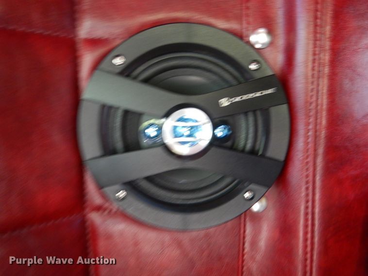 image for item IR9104 1987 Peterbilt 359  semi truck