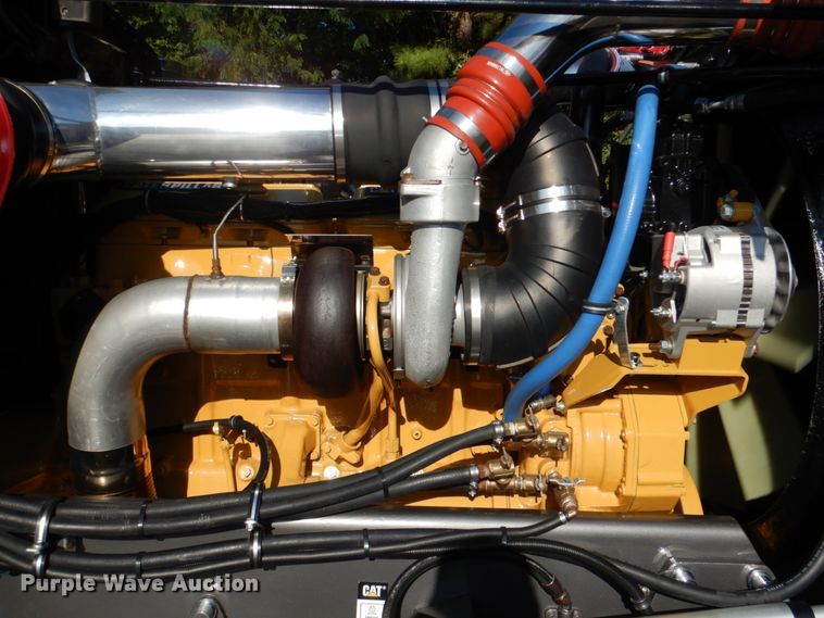 image for item IR9104 1987 Peterbilt 359  semi truck