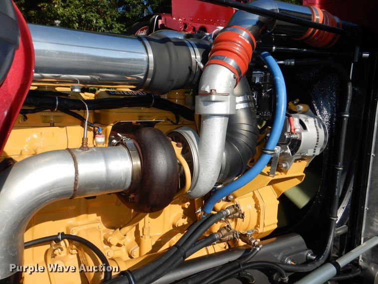 image for item IR9104 1987 Peterbilt 359  semi truck