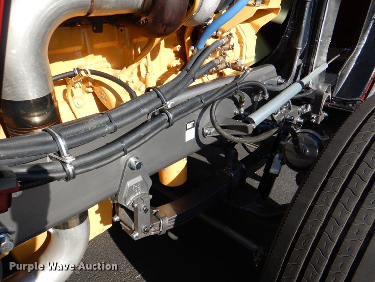 image for item IR9104 1987 Peterbilt 359  semi truck