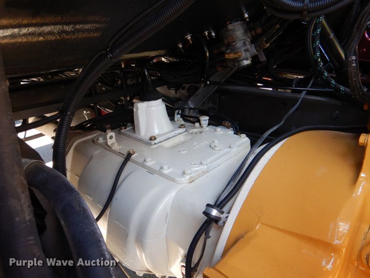 image for item IR9104 1987 Peterbilt 359  semi truck