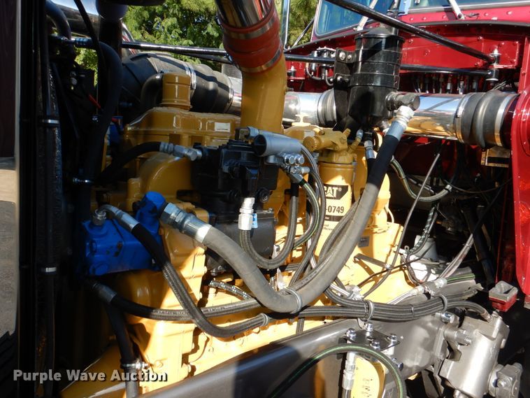 image for item IR9104 1987 Peterbilt 359  semi truck