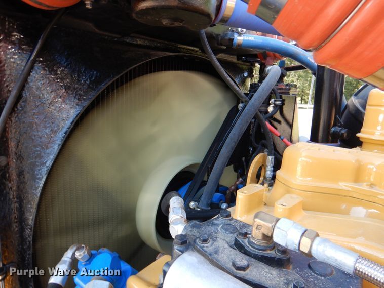 image for item IR9104 1987 Peterbilt 359  semi truck