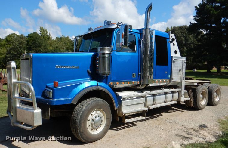 image for item IR9142 2012 Western Star 4900EX  semi truck