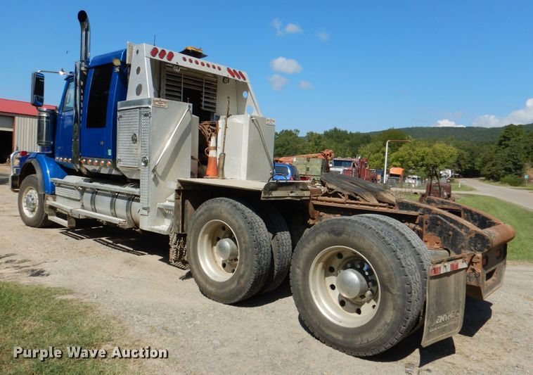 image for item IR9142 2012 Western Star 4900EX  semi truck
