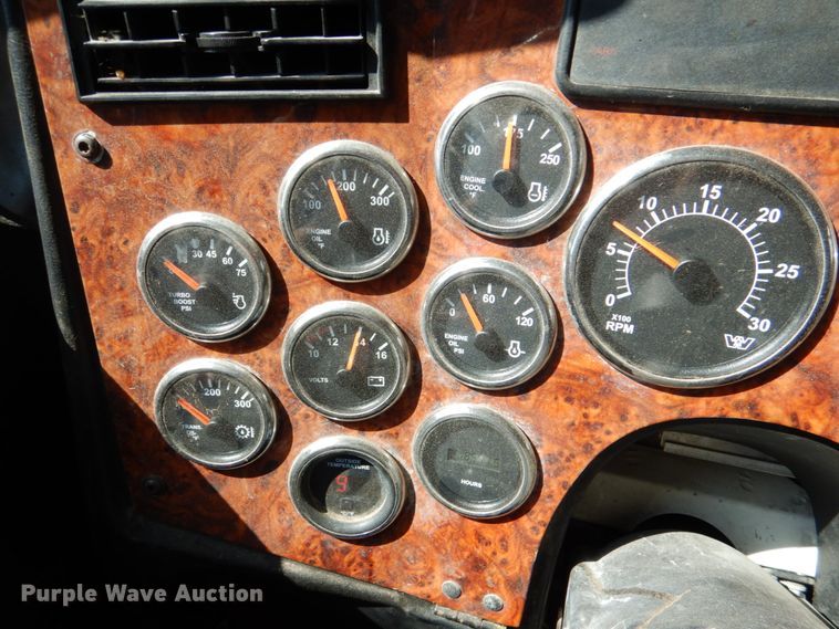 image for item IR9142 2012 Western Star 4900EX  semi truck