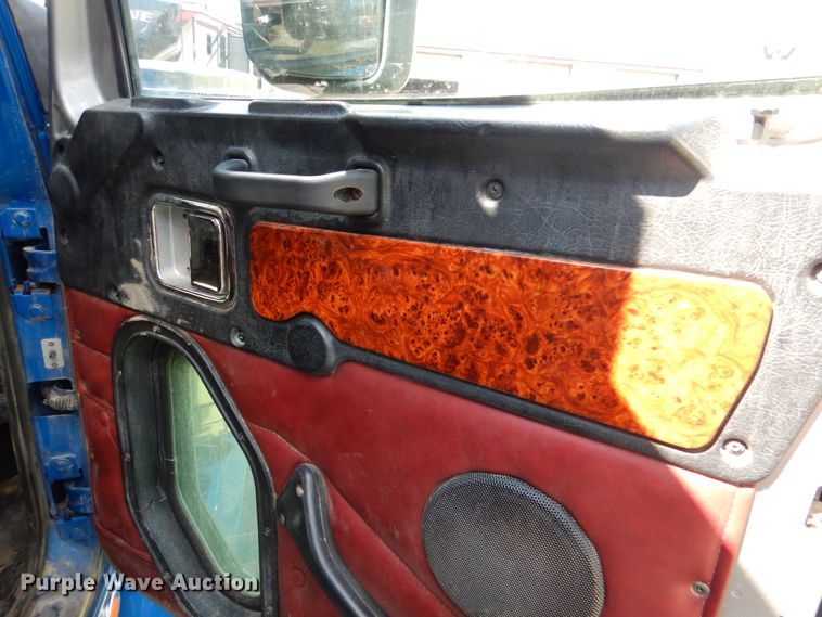 image for item IR9142 2012 Western Star 4900EX  semi truck