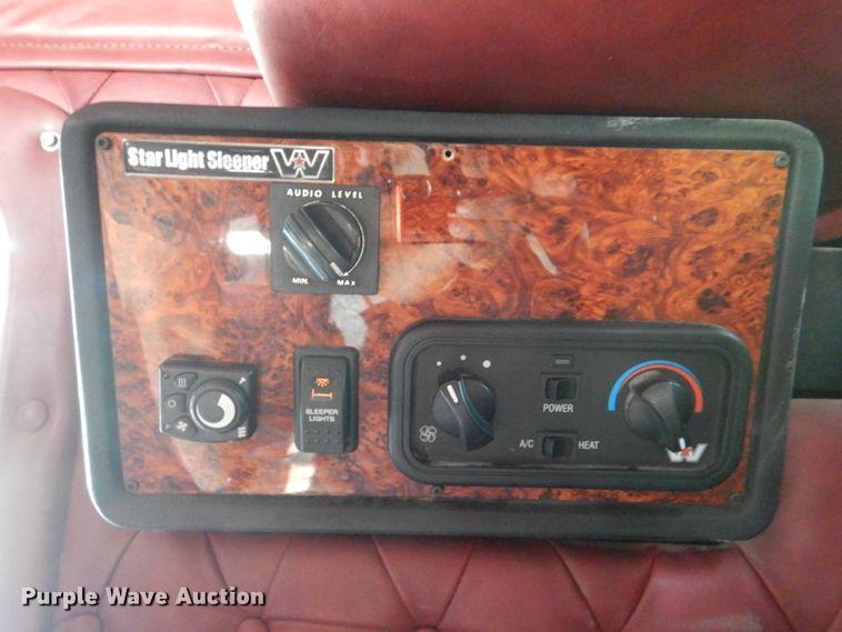 image for item IR9142 2012 Western Star 4900EX  semi truck