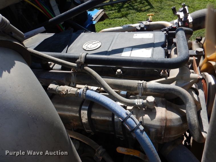 image for item IR9142 2012 Western Star 4900EX  semi truck