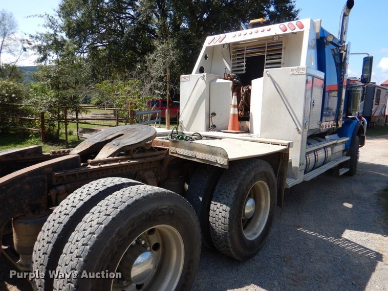 image for item IR9142 2012 Western Star 4900EX  semi truck