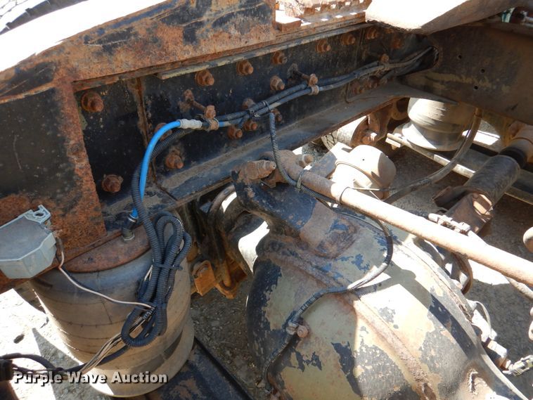 image for item IR9142 2012 Western Star 4900EX  semi truck