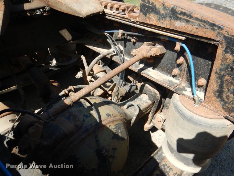 image for item IR9142 2012 Western Star 4900EX  semi truck