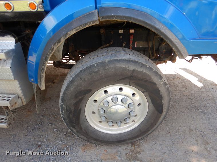 image for item IR9142 2012 Western Star 4900EX  semi truck