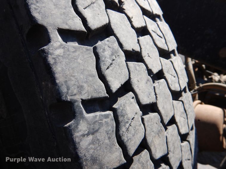 image for item IR9142 2012 Western Star 4900EX  semi truck