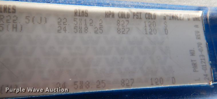 image for item IR9142 2012 Western Star 4900EX  semi truck