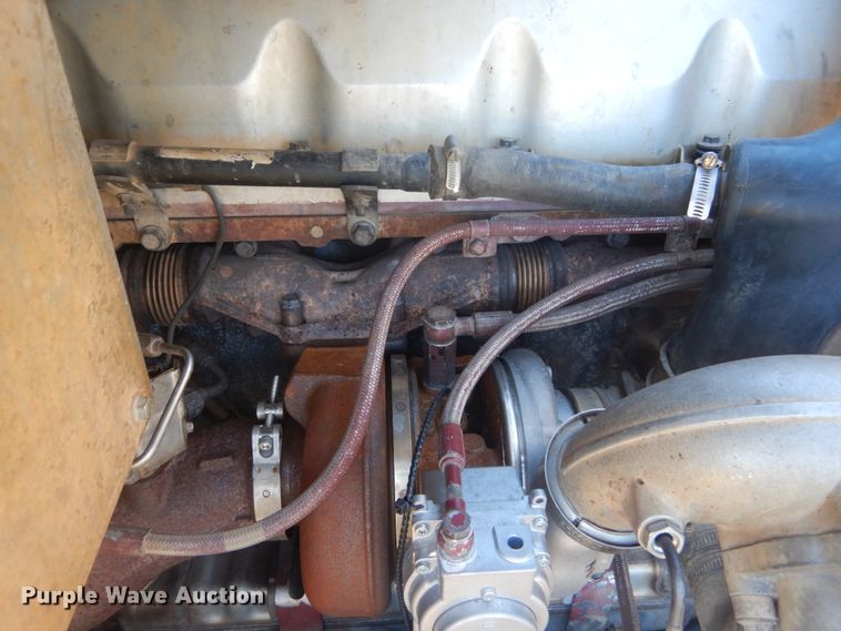 image for item JG9124 2012 Mack CHU600  semi truck