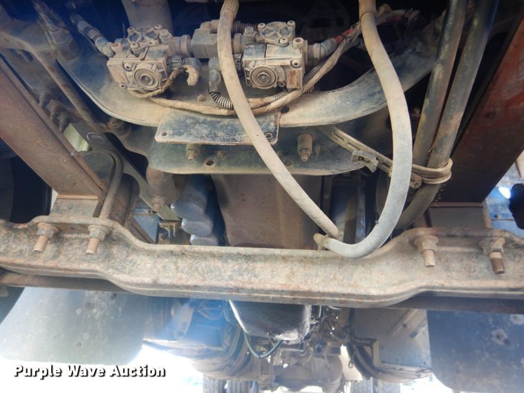 image for item JG9124 2012 Mack CHU600  semi truck