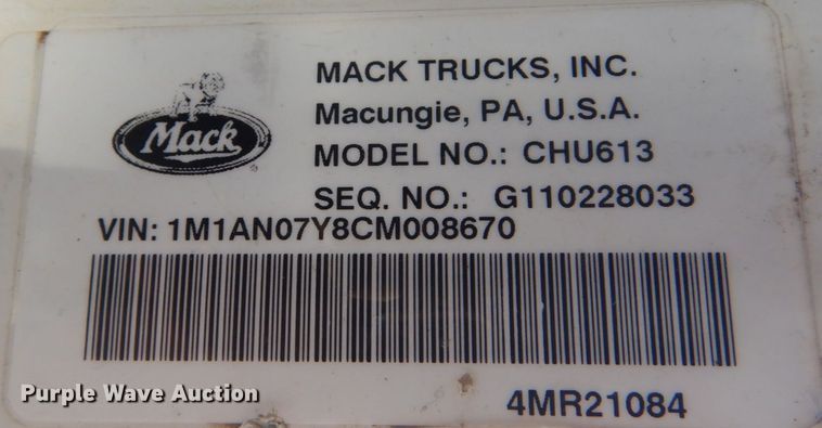 image for item JG9124 2012 Mack CHU600  semi truck